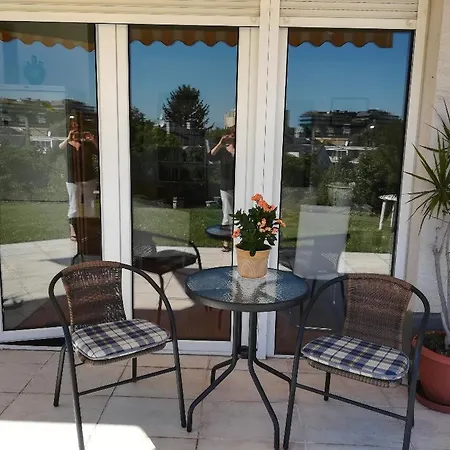 Homy In Buda, With Safe Garage And Terrace Budapeszt